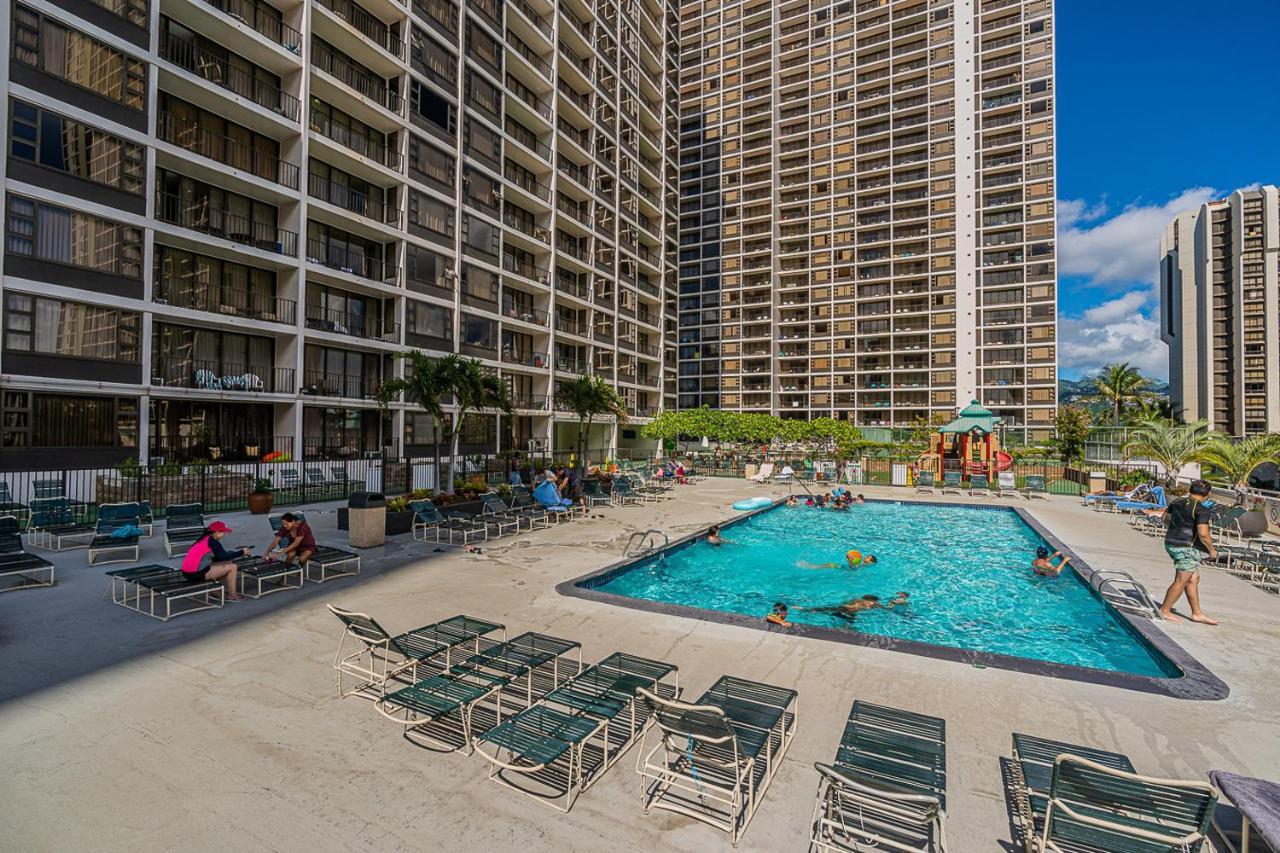 Waikiki Banyan, Pool, Parking, Sauna, Jacuzzi, WiFi, BBQ, AC, Honolulu Luaran gambar