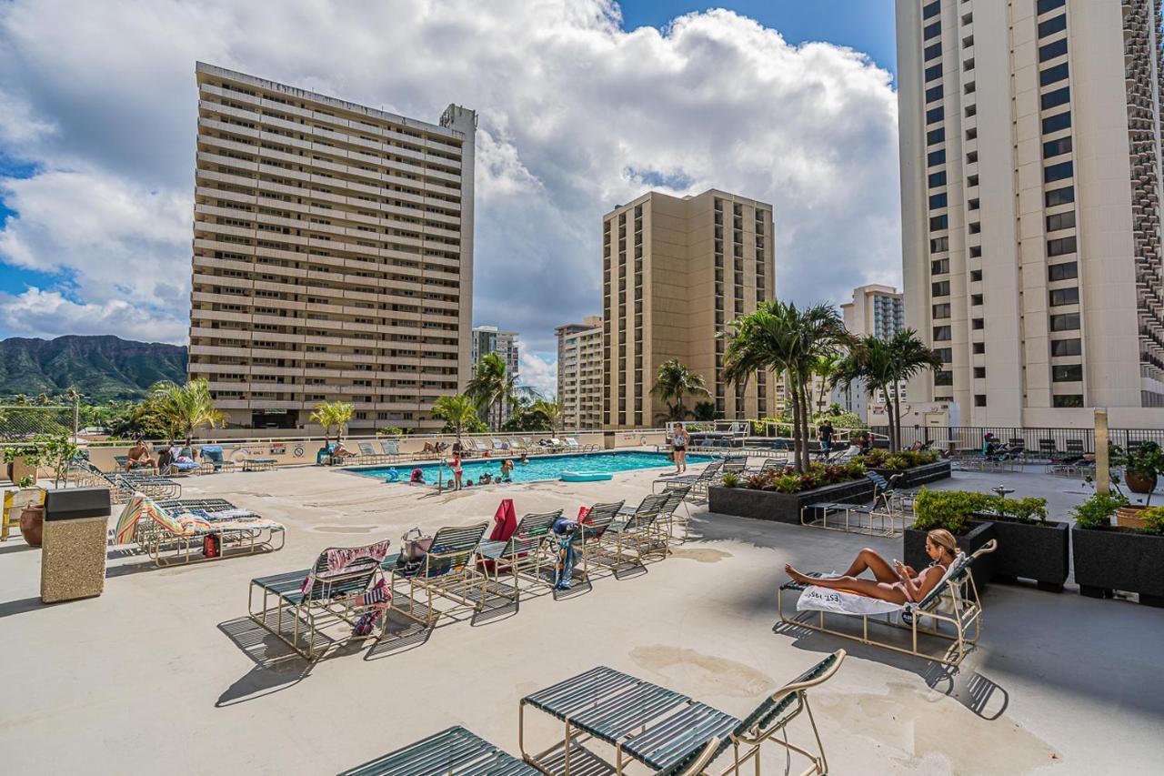 Waikiki Banyan, Pool, Parking, Sauna, Jacuzzi, WiFi, BBQ, AC, Honolulu Luaran gambar