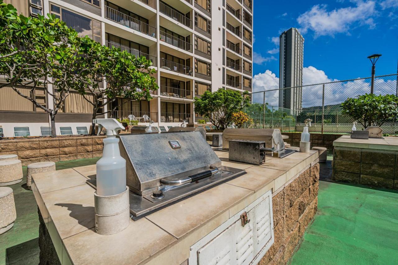 Waikiki Banyan, Pool, Parking, Sauna, Jacuzzi, WiFi, BBQ, AC, Honolulu Luaran gambar