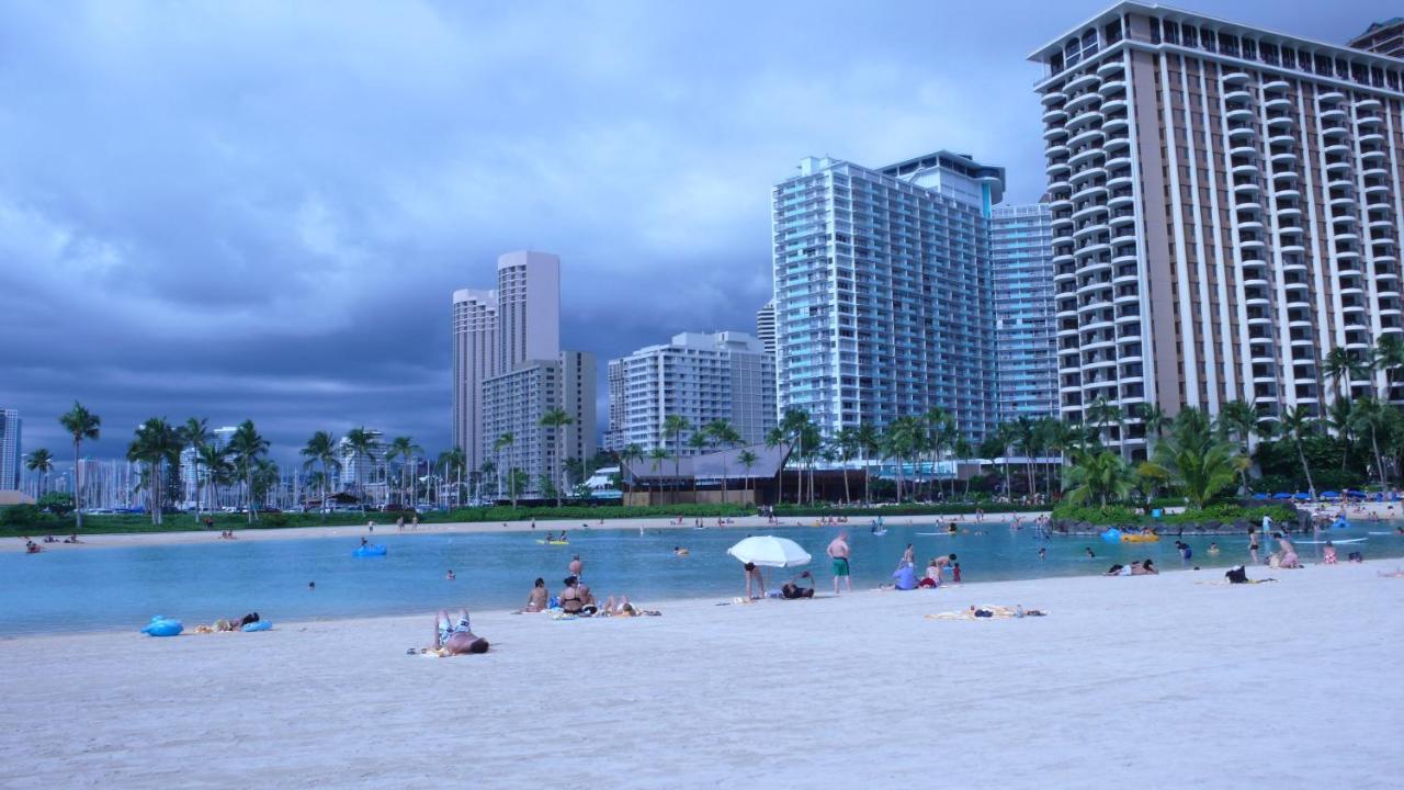 Waikiki Banyan, Pool, Parking, Sauna, Jacuzzi, WiFi, BBQ, AC, Honolulu Luaran gambar