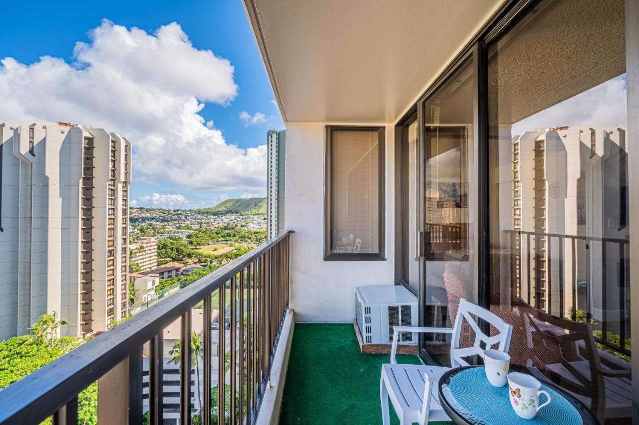 Waikiki Banyan, Pool, Parking, Sauna, Jacuzzi, WiFi, BBQ, AC, Honolulu Luaran gambar